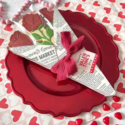 Red Roses (3 - 6in Cookies)