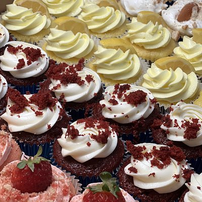 Cupcake Party Box - 50 QTY. 