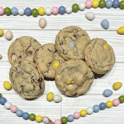 Cadbury Egg Cookies! 
