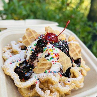 Loaded Funnel Cakes 
