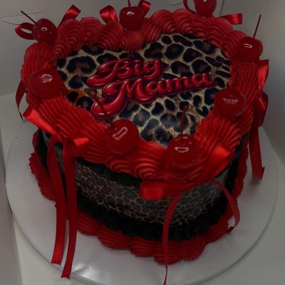 8” Custom Heart Cake 