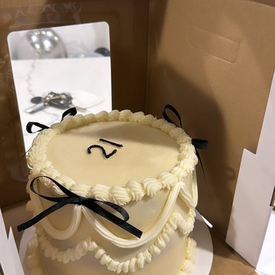 8 Inch Cake 