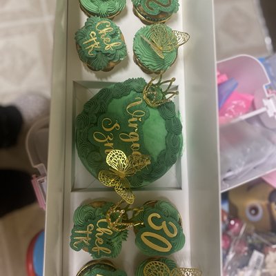 Cake Toppers 