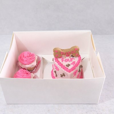 Mini Celebration Box + 2 Pupcakes