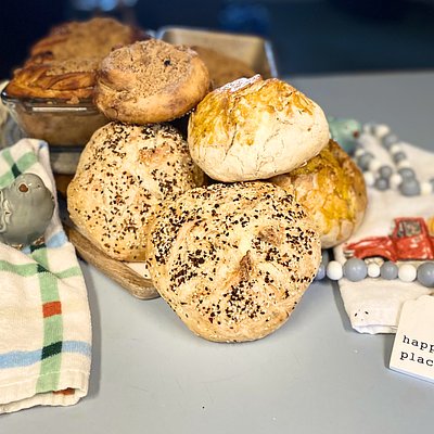 Everything Bagel Seasoning Artisan Bread Round