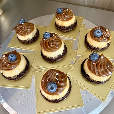 12 Mini Chocoflan 