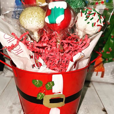 Holiday Cake Pop Buckets 