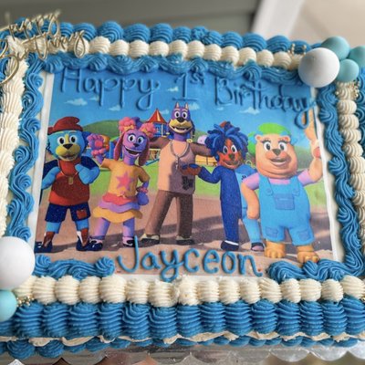 1/2 Sheet Cake (40-50 Servings) 