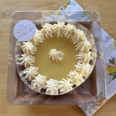 🍋 Luscious Lemon 6” Mini Cheesecake For 2-3 