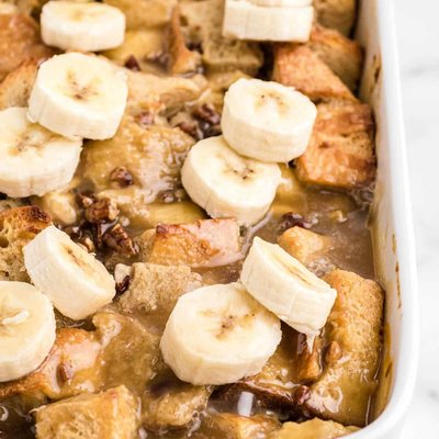 Banana-Walnut Bread Pudding (Party Size) 