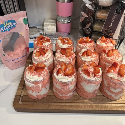 Strawberry Crunch Cake Jar