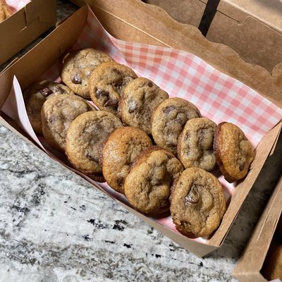 Mini Chocolate Chip Cookies - Dozen