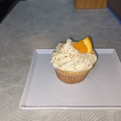 Mimosa Cupcakes 