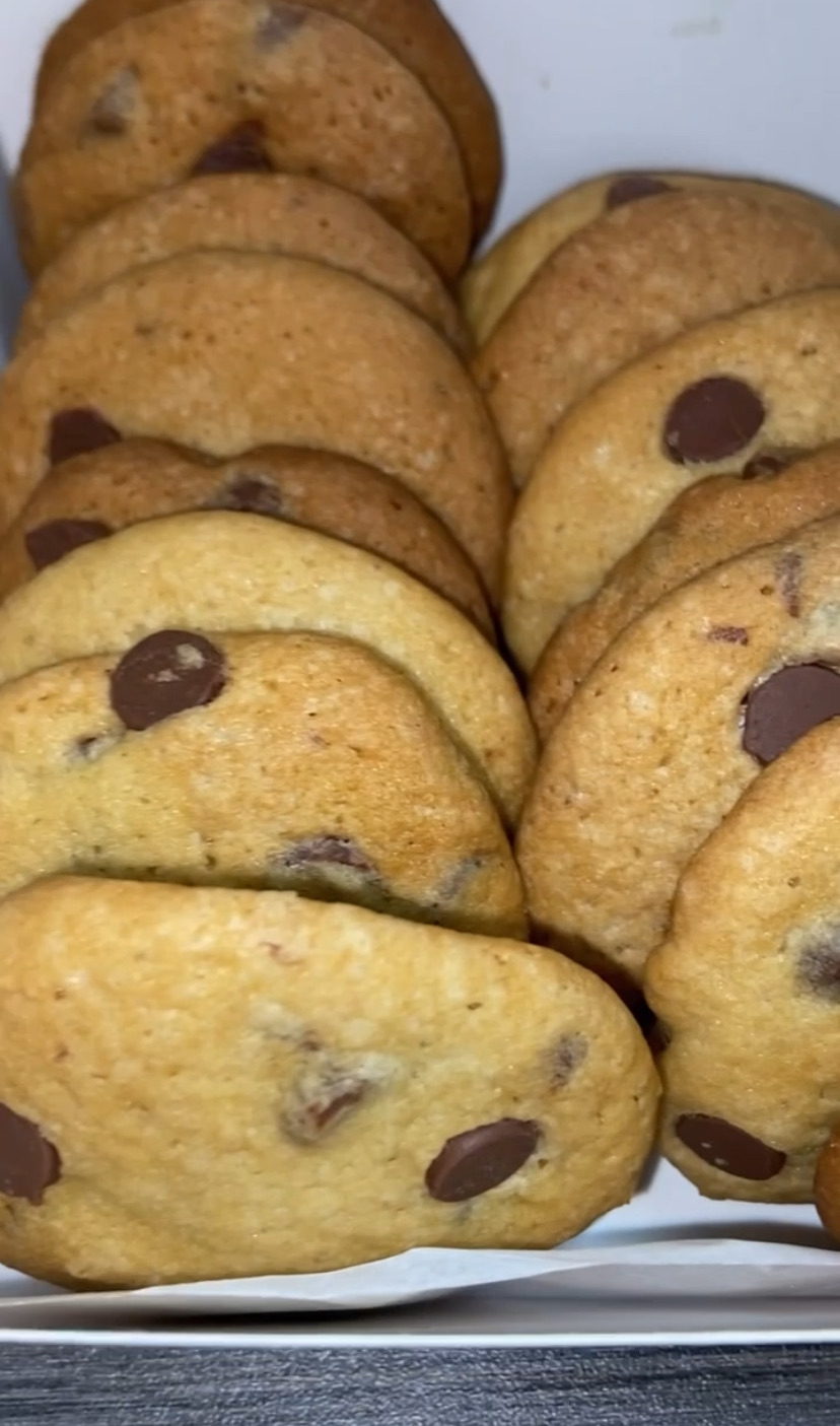 Dozen Of Chocolate Chip Cookies 🍪