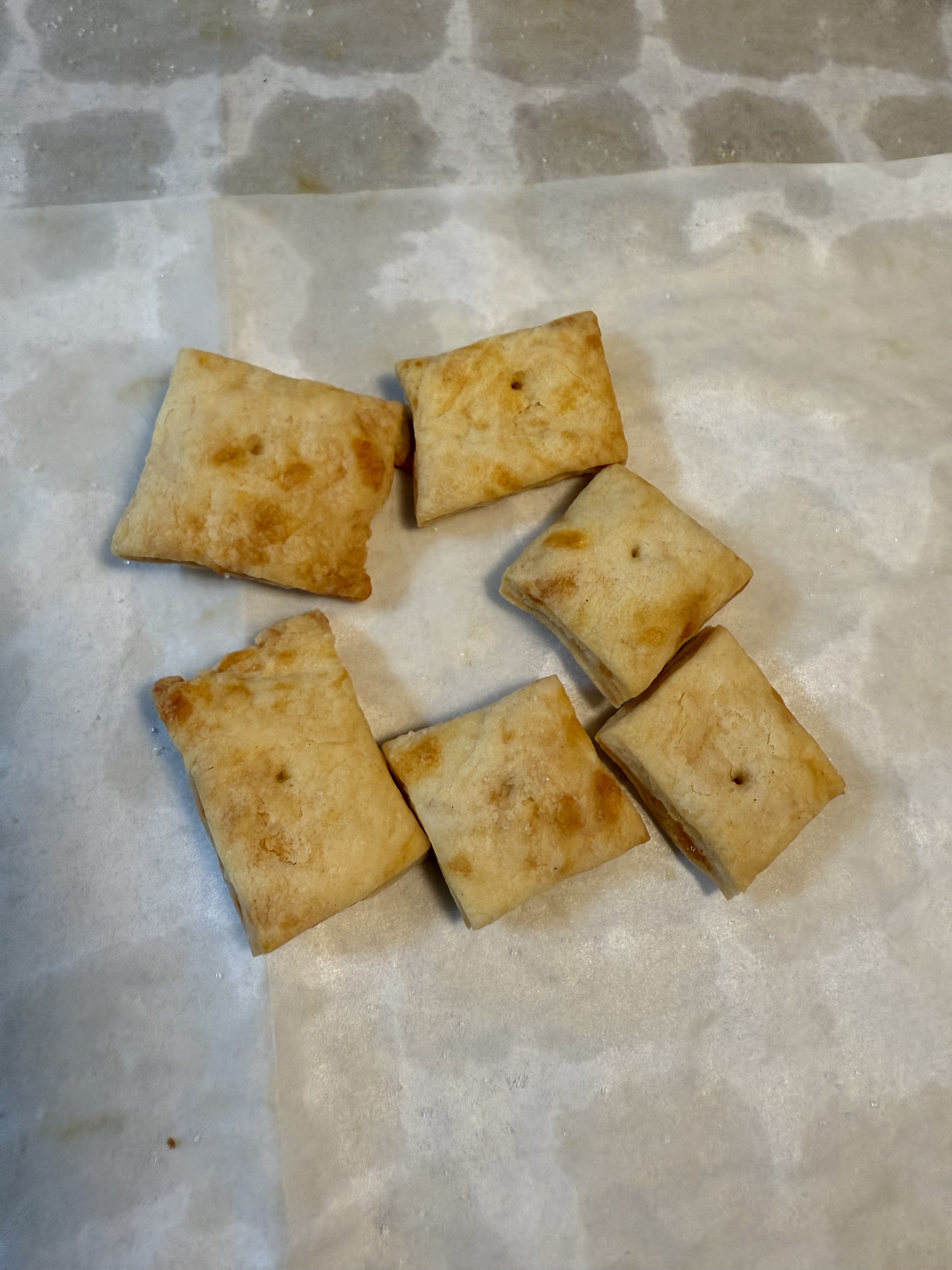 Sourdough Cheddar Crisp Crackers
