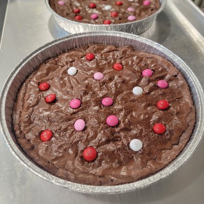 Ghirardelli Triple chocolate brownie round