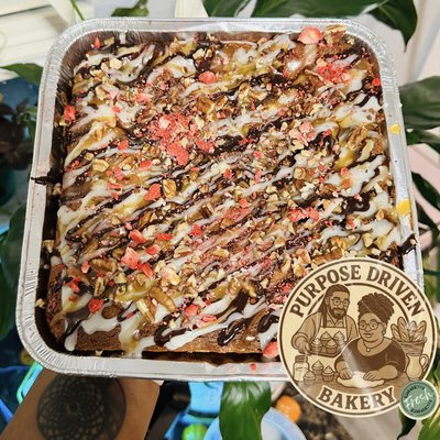 🍓Strawberry Cheesecake Turtle Brownies (Pan)