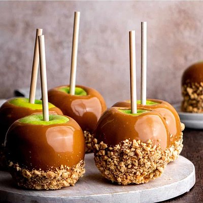 Caramel Apples 