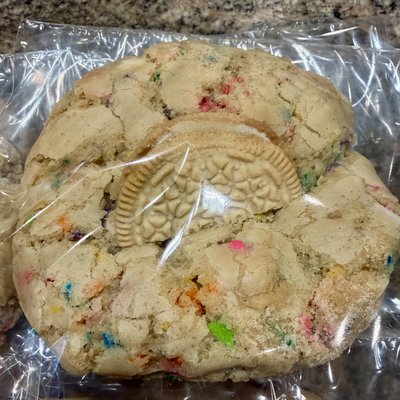 Funfetti Golden Oreo