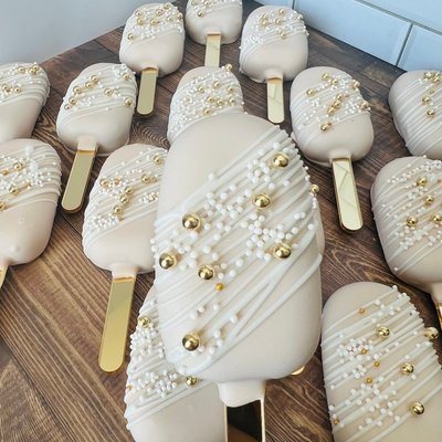 Cakesicles (48 Ct)  
