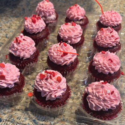 Mini Red Velvet Cupcakes 