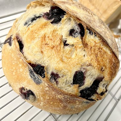 Blueberry Lemon Boule