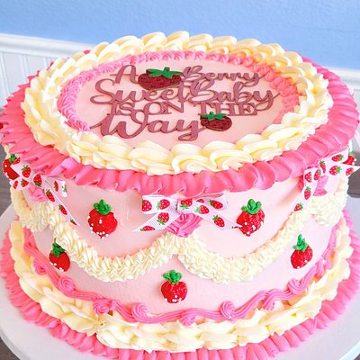 8 Inch CUSTOM CAKE (Serves 20)