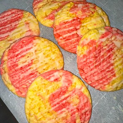 Strawberry Lemonade Cookies 