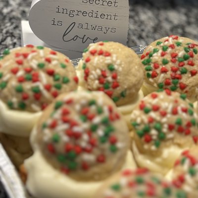 Sugar Cookie Sweet Roll (4 Mega Rolls)