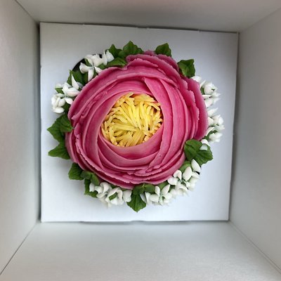 Charmed - Single Boxed Cupcake 