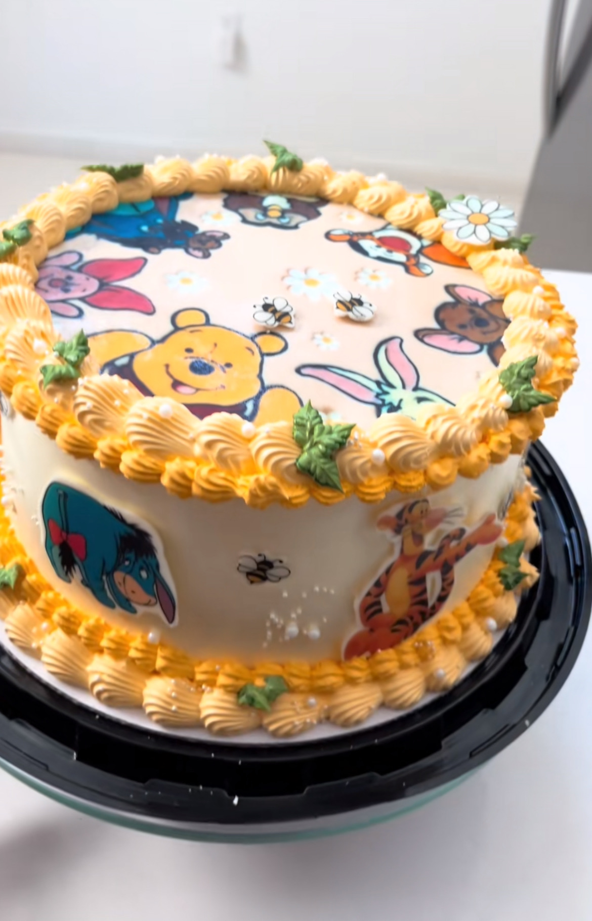 8” Double Layer Cake -serves 22-26 