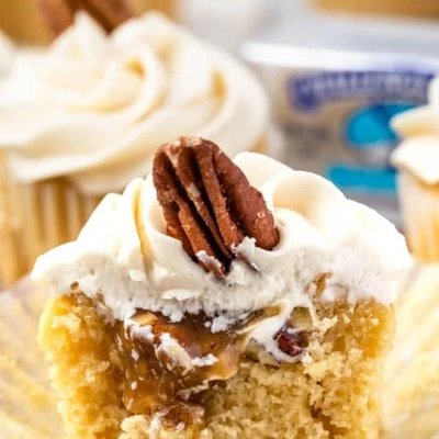 Pecan Pie Cupcakes 12 Pack 