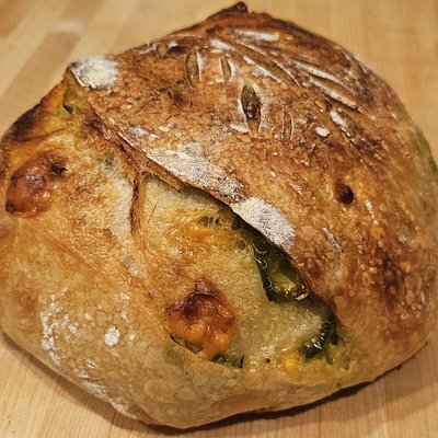 Jalapeño Cheddar Boule 