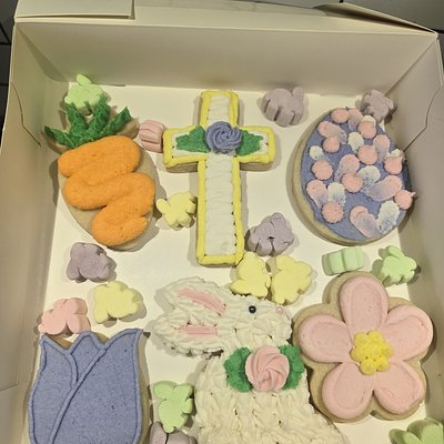 Buttercream Decorated Sugar Cookies