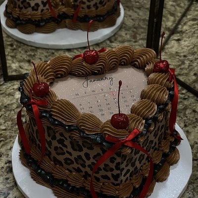8” Heart Cake 