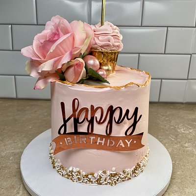 6” Custom Cake – Three Layer (Serves 10-12) 