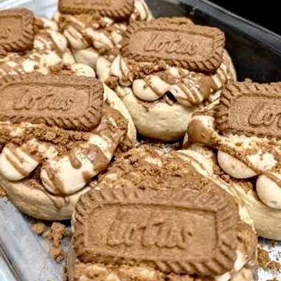 Biscoff Cookie Butter Cinnamon Rolls (4 ct)