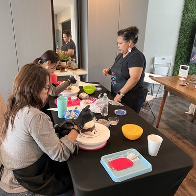  Private Large Group Cake Decorating Class