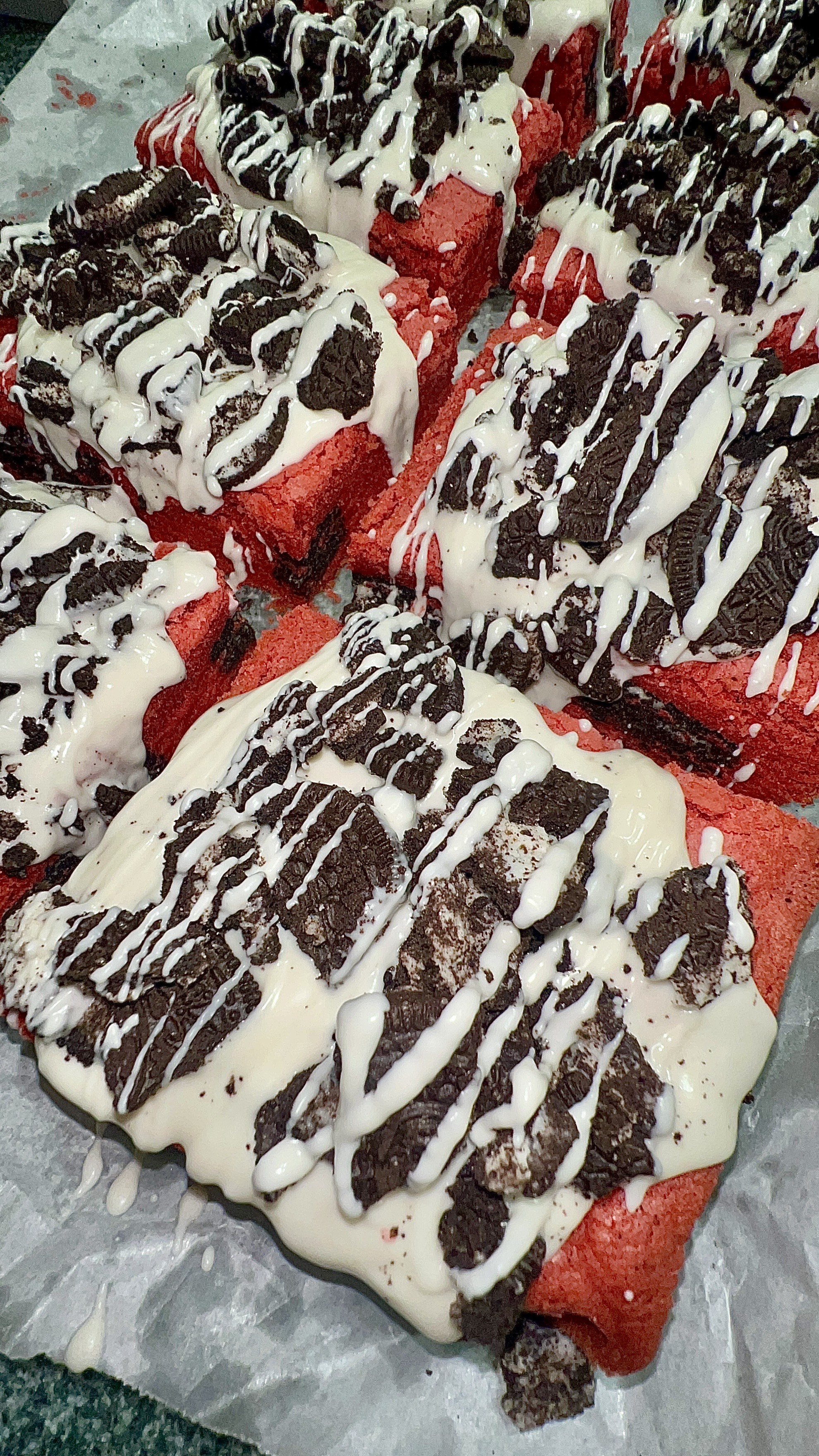 Oreo Red Velvet Brownie