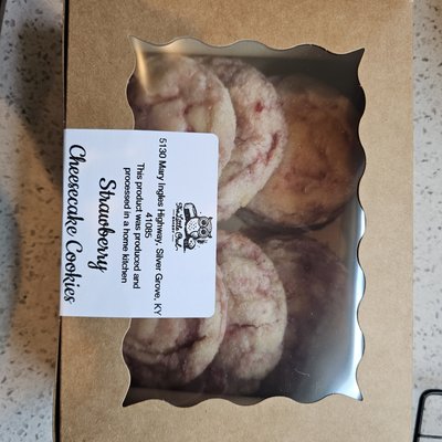 Strawberry Cheesecake Cookies 