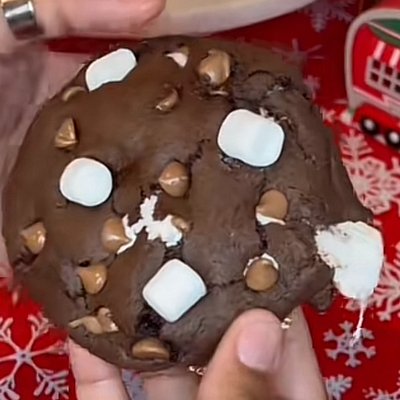 Hot Coco S’mores Cookie