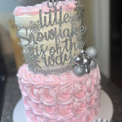 2-Tier Real/Faux Cake