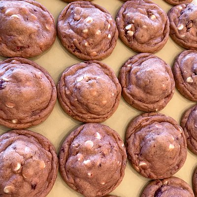 Strawberry Cheesecake Cookies 