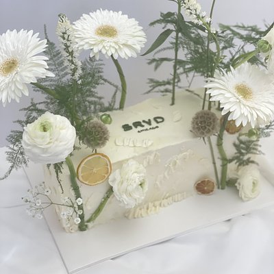 The Table Scape (serves 20-28)