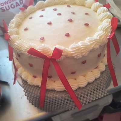 Hearts And Bows Birthday Cake Your Choice Of Flavor