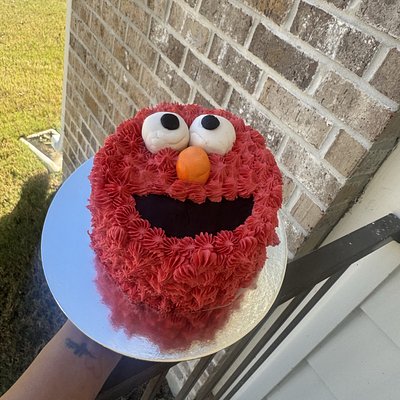 Custom 6 Inch Character Cakes