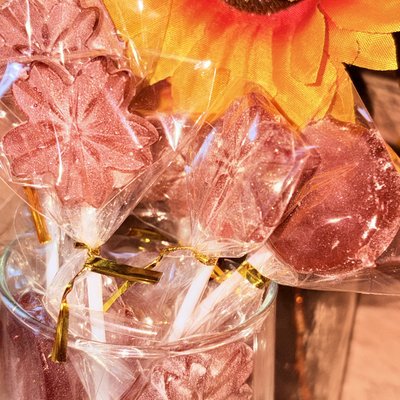 Baker’s Dozen Lollipops