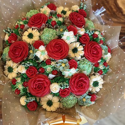 Deluxe 37 Cupcake Bouquet 