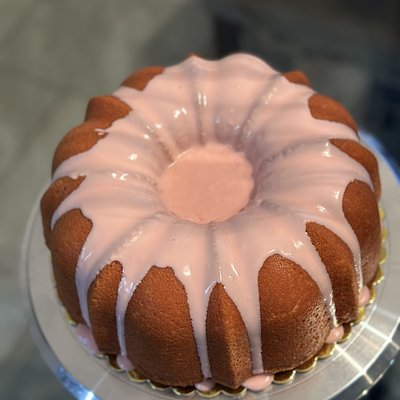 Strawberry Pound Cake 