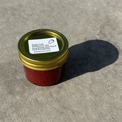 Strawberry- sweetened with erythritol & monk fruit. 